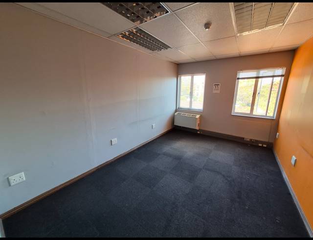 251M² OFFICE TO LET IN RIVONIA